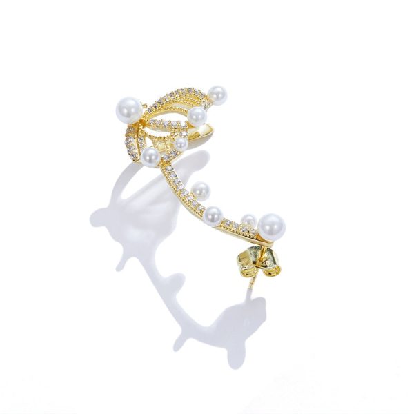 Charming Butterfly Ear Cuff Earring - Image 4
