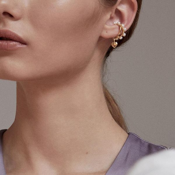 Exquisite 14K Gold Vermeil Pearl Ear Cuff - Image 3